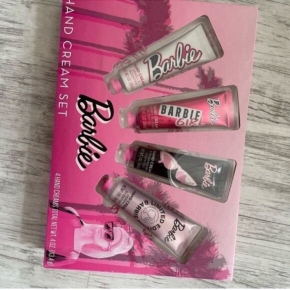 NWT Barbie hand cream set - Picture 3 of 7